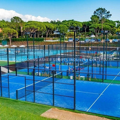 人工的な草と入手しやすい目に見えるPadel LEDのテニス コートの車椅子