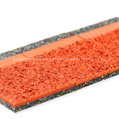 ゴム製適用範囲が広いサンドイッチ システム連続したトラックTPUはタイプの床張りを滑らかにする